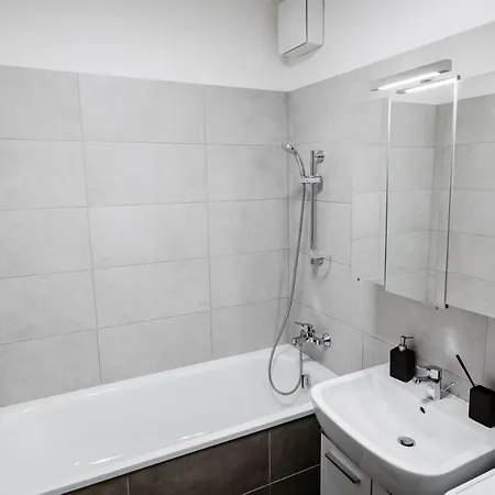 Ah Mlynska Basta Ii Free Parking *